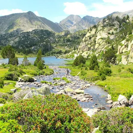 Сasa de vacaciones Peaceful Pyrenees Retreat